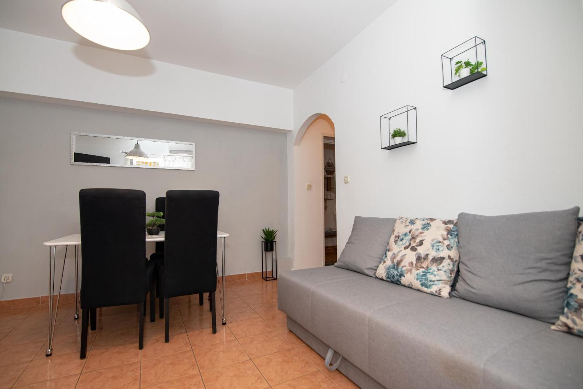 Apartment Josipa Grebastica Exterior photo
