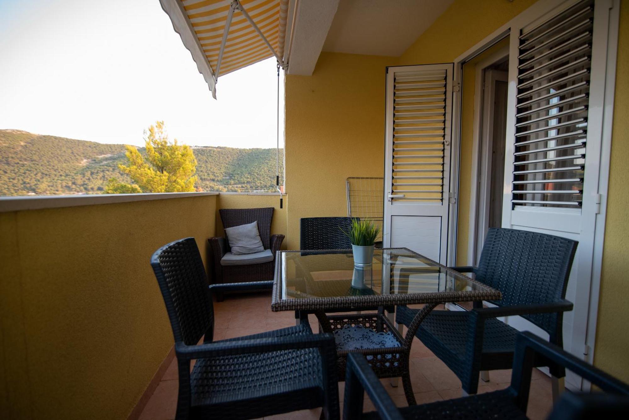 Apartment Josipa Grebastica Exterior photo